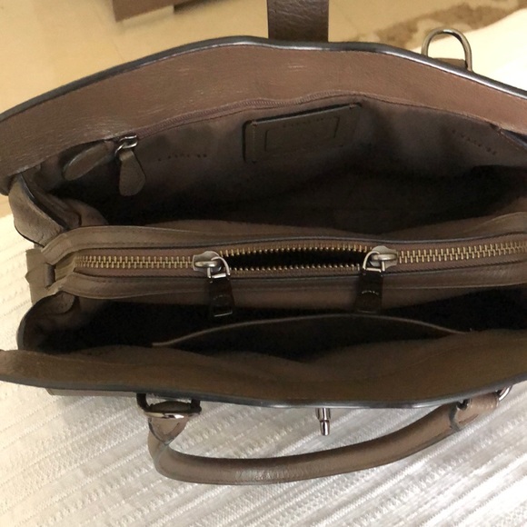 Handbag - Picture 6 of 11